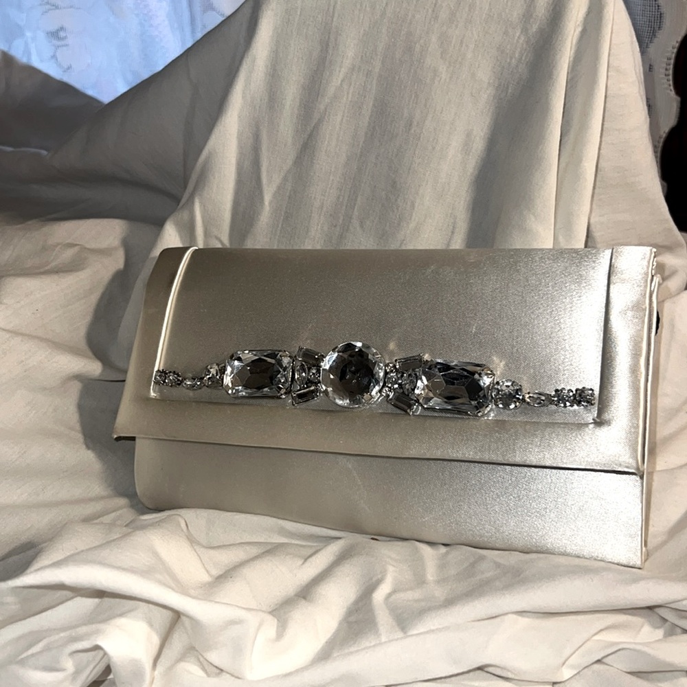 Chrome elegant satin clutch/crossbody